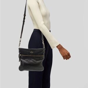 Kate Spade New York Cobble Hill Ellen Leather CrossBody Handbag Black Gold Chain